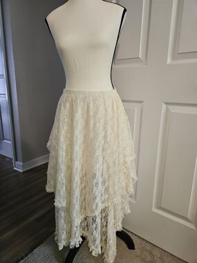 Ivory BLUivy Lace High-Low Women's Skirt NwT